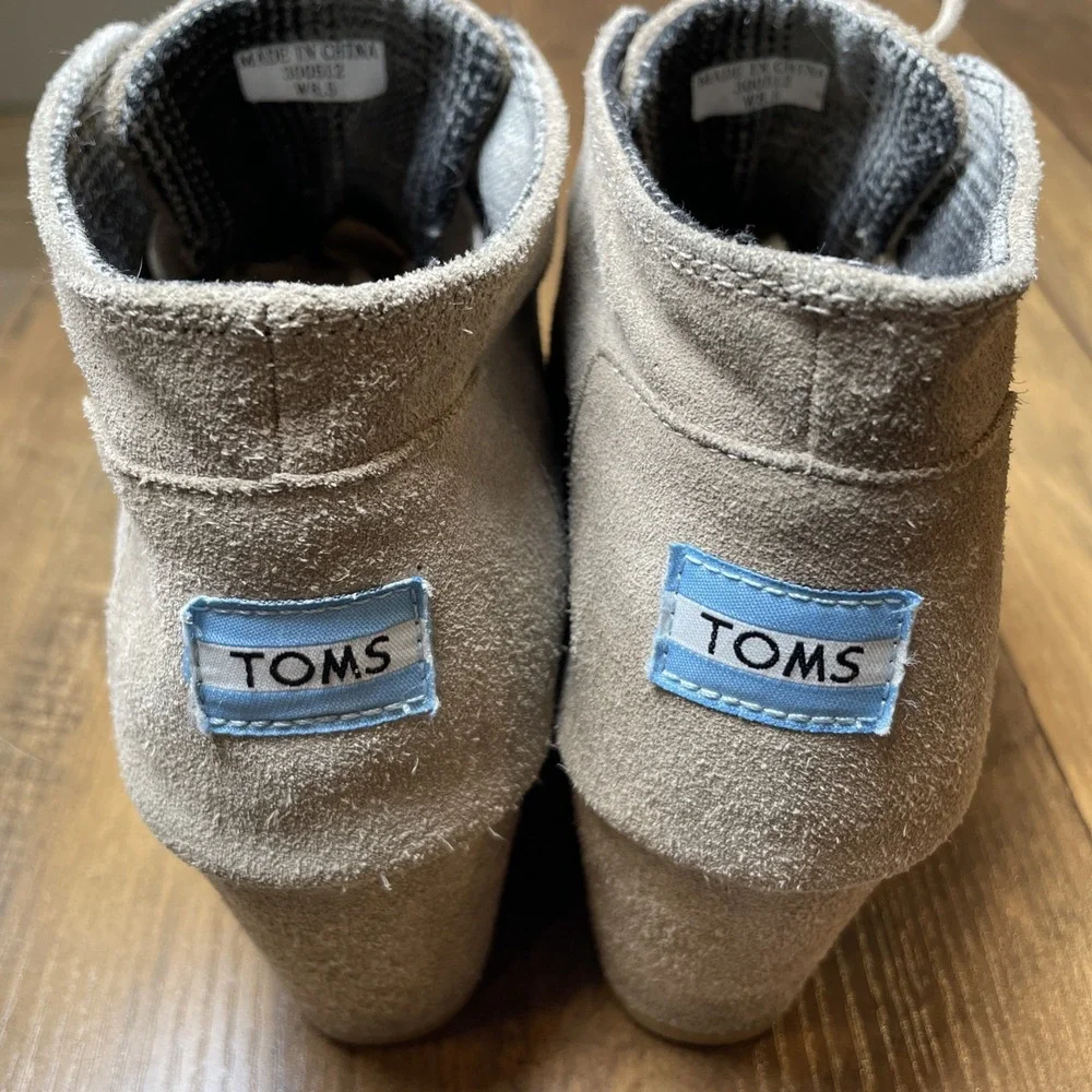 Toms womens taupe